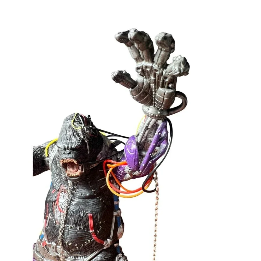 Vintage 1998 McFarlane Toys Spawn Series 12 Cy-Gor 2 Deluxe Action Figure Toys